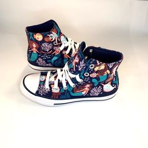 Converse All Star Chuck Taylor Junior Size 2 New